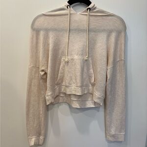 La Hearts Light Cream Hoodie Cropped Sweatshirt